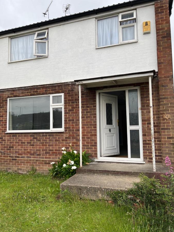 Theldon Luton (Bedfordshire) Exterior foto